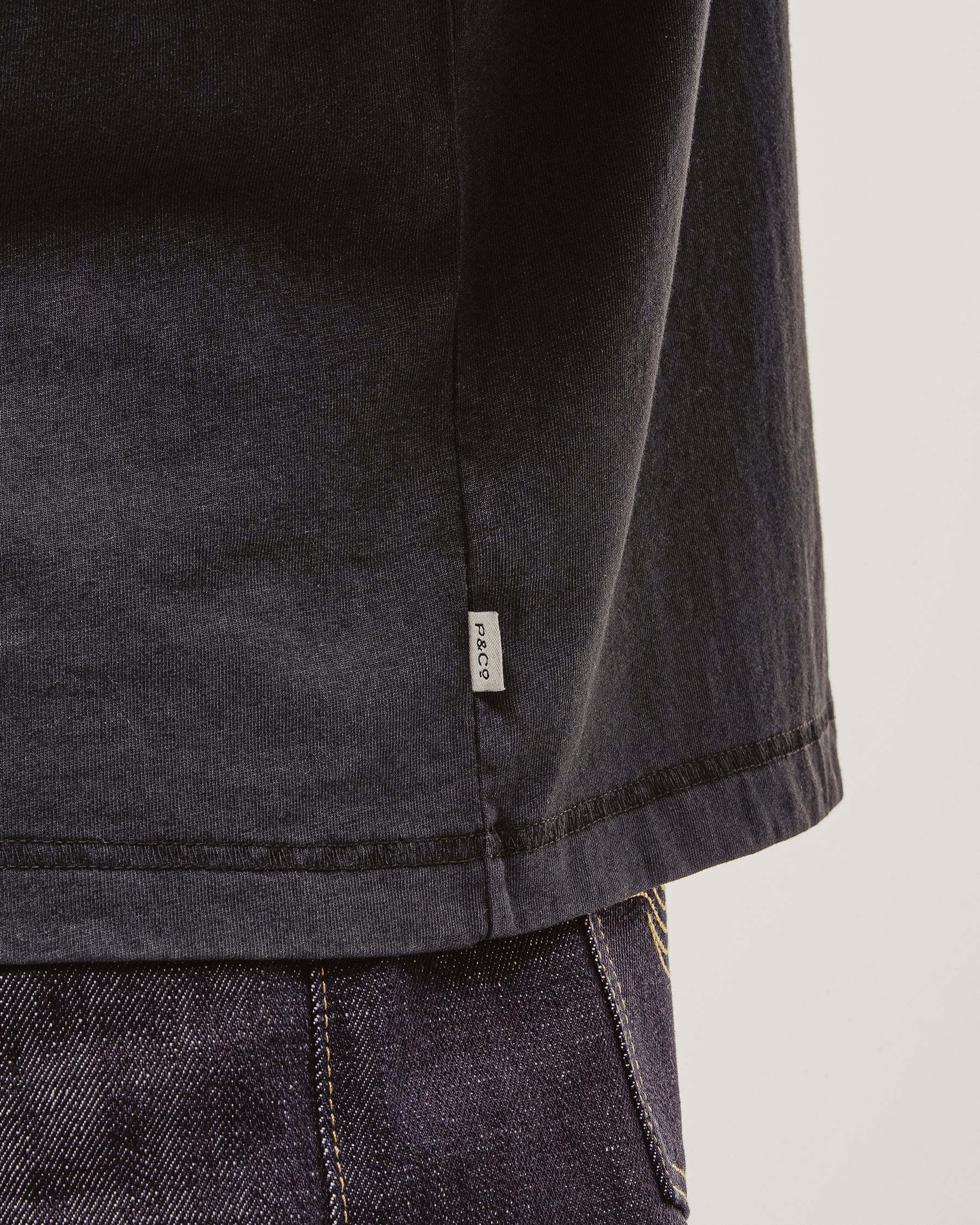 Essential Boxy T-Shirt - Black