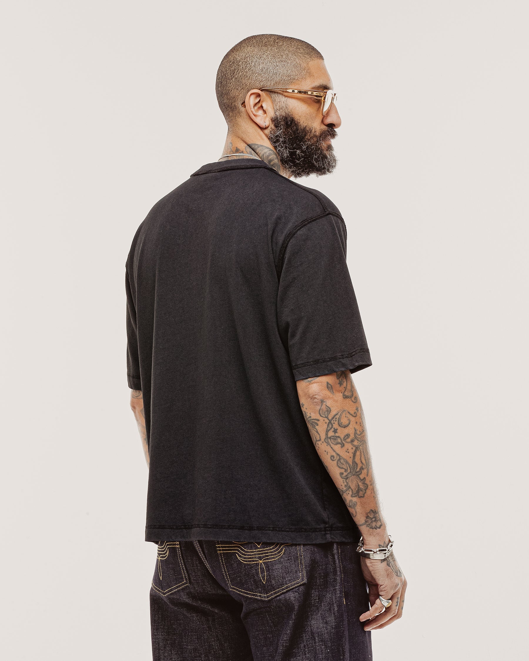 Essential Boxy T-Shirt - Black