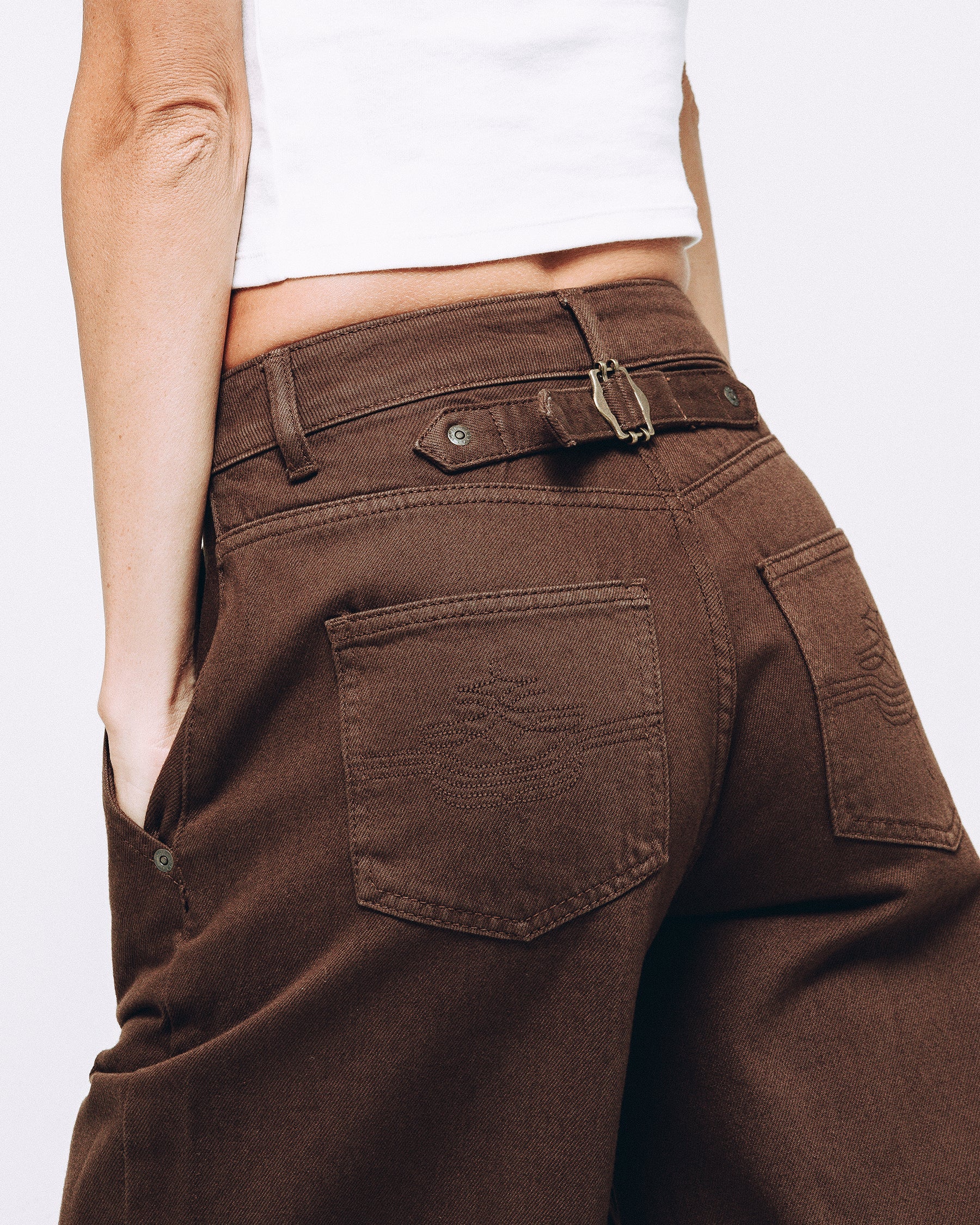 Grace Barrel Leg Jean - Washed Brown