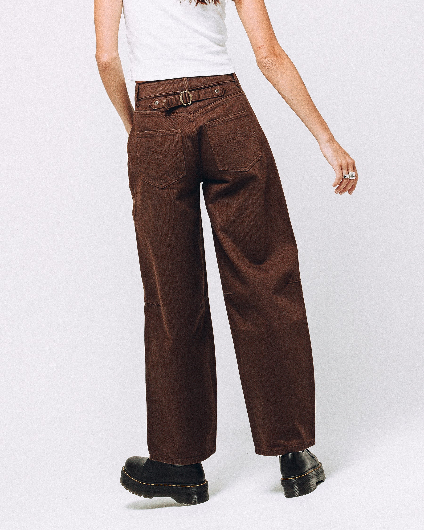 Grace Barrel Leg Jean - Washed Brown