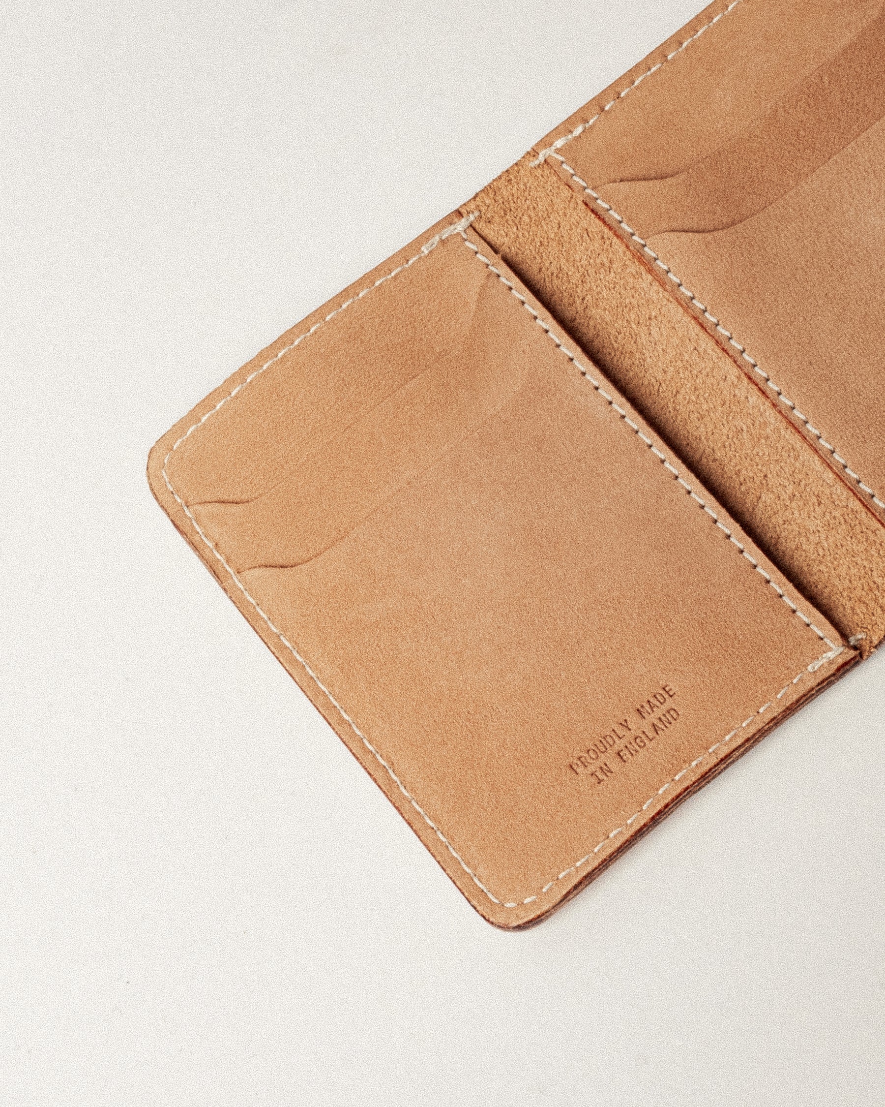 Mesa Nubuck Wallet - Tan
