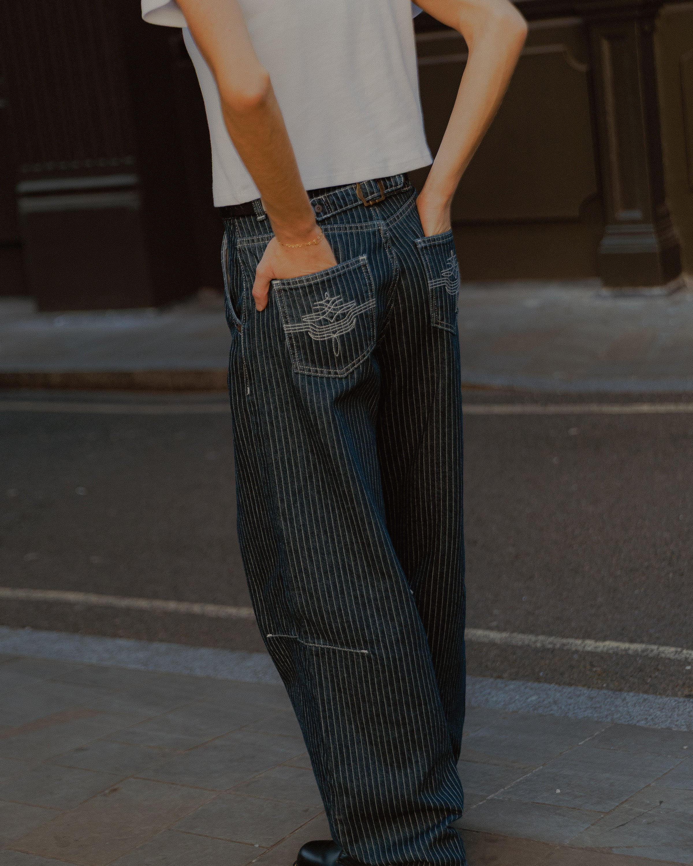 Grace Barrel Leg Jean - Blue Hickory