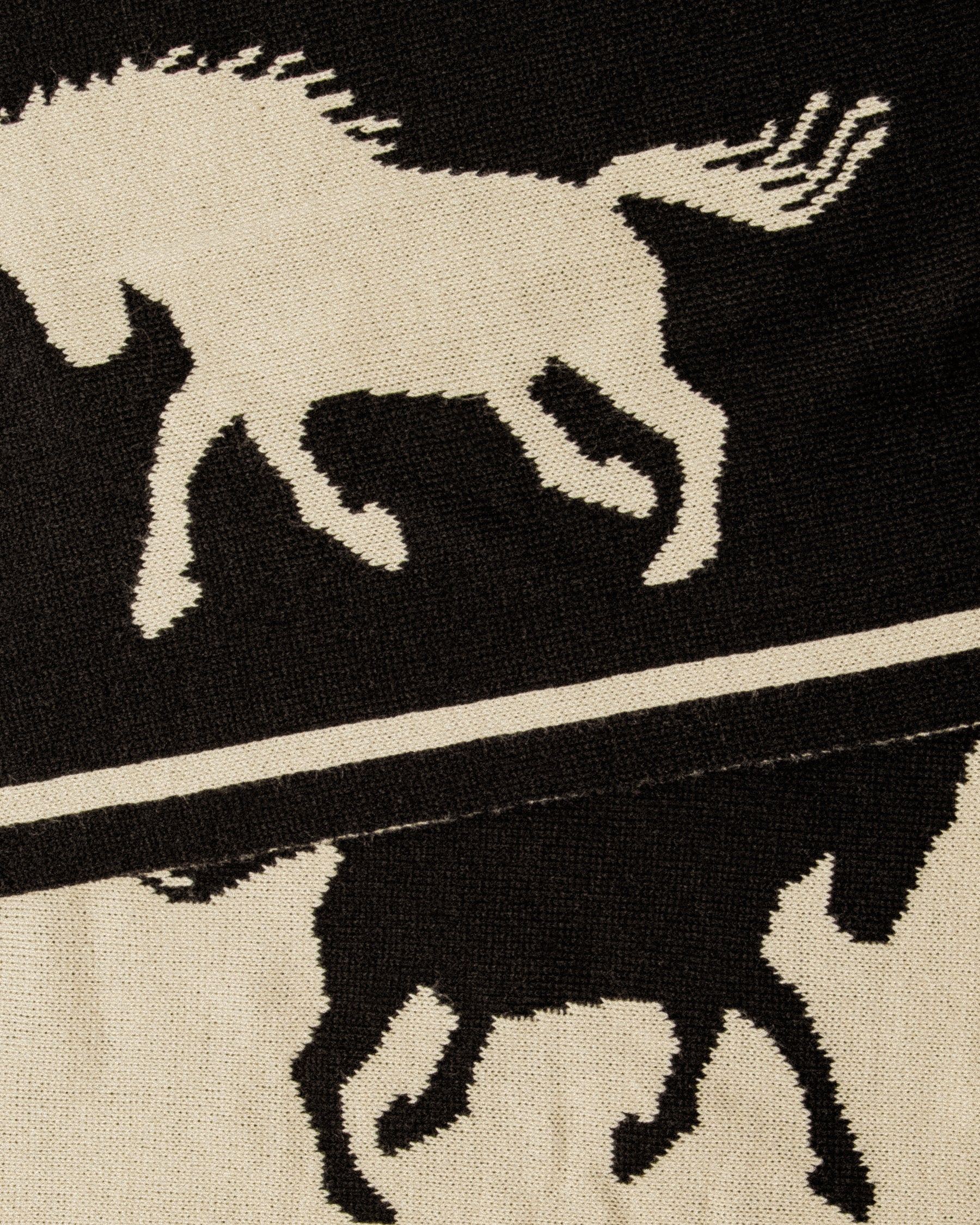 Bronco Scarf - Black & White