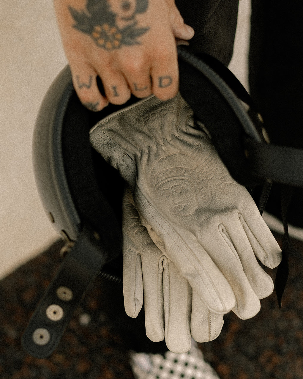 Overhaul Leather Gloves - Bone